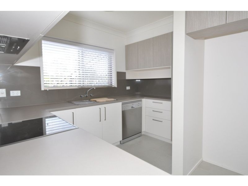 2/9 Elizabeth Street, Pottsville NSW 2489