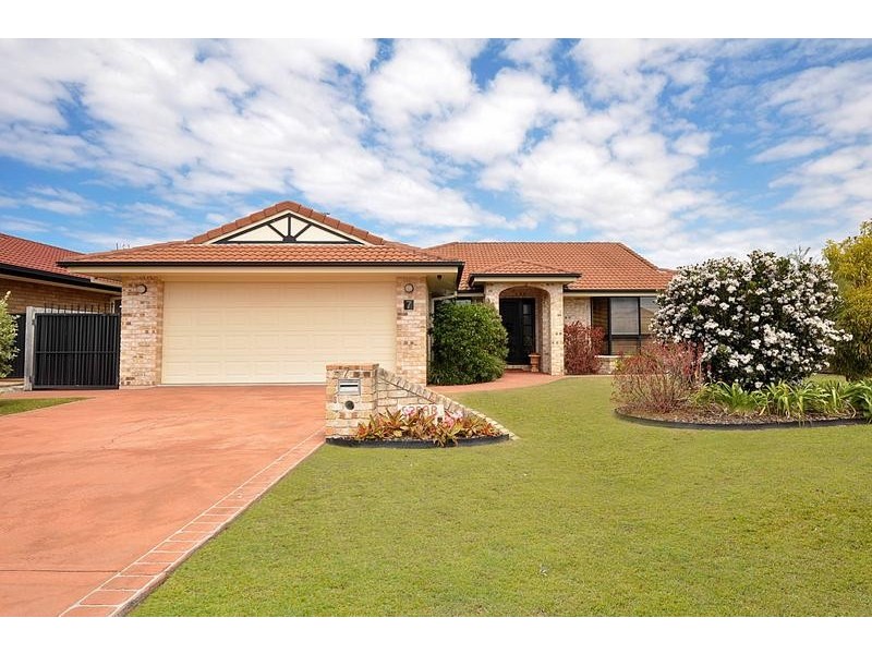 7 Taylor Drive, Pottsville NSW 2489