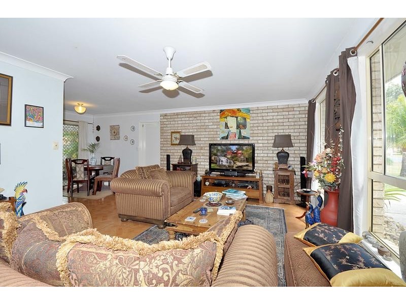 37 Mckenzie Avenue, Pottsville NSW 2489