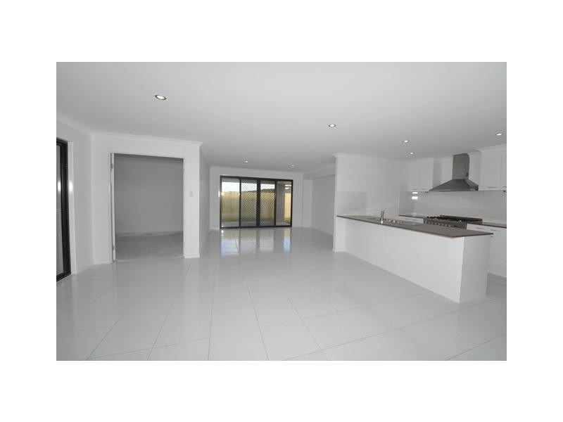 5 Hassett Drive, Pottsville NSW 2489