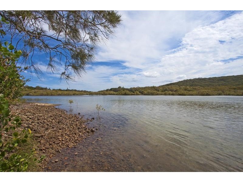 5 Young Street, Hastings Point NSW 2489