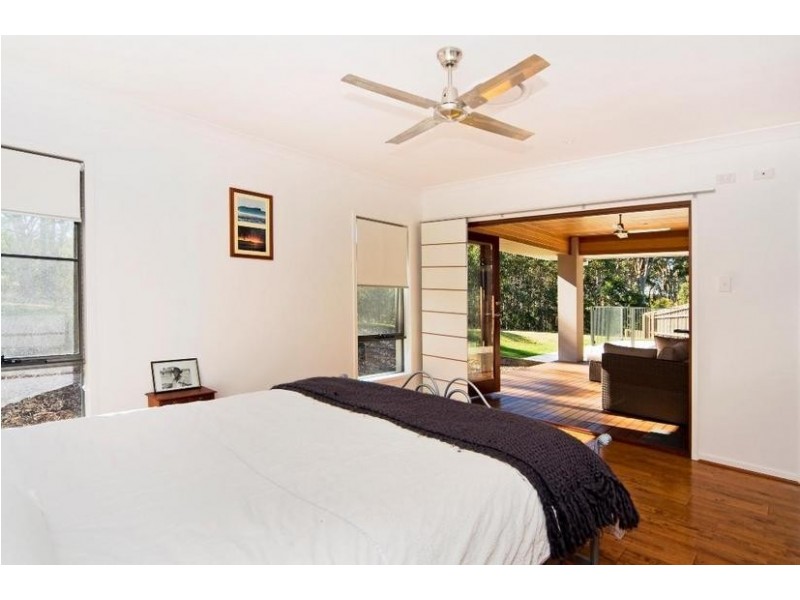 18 Woodfull Crescent, Pottsville NSW 2489