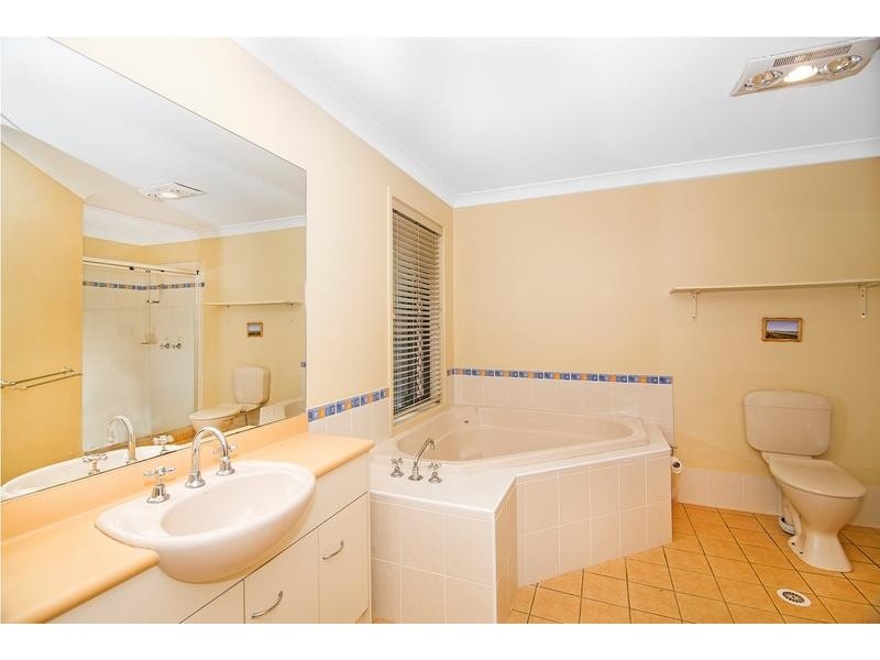 8 Korora Parkway, Pottsville NSW 2489