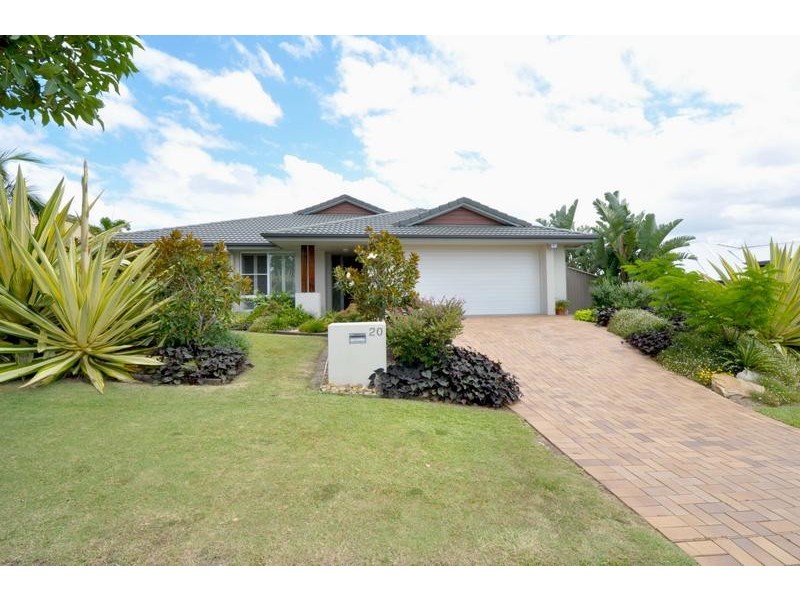20 Lennox Circuit, Pottsville NSW 2489