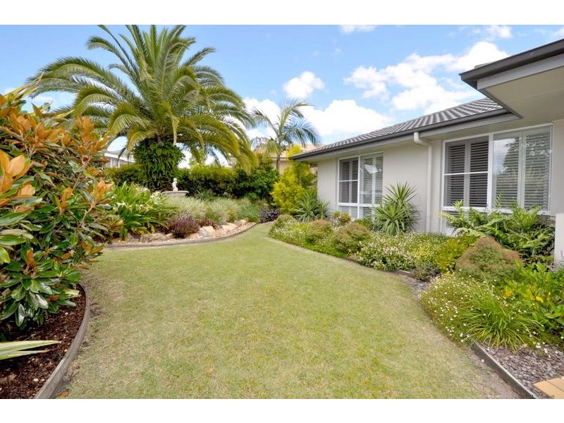 20 Lennox Circuit, Pottsville NSW 2489