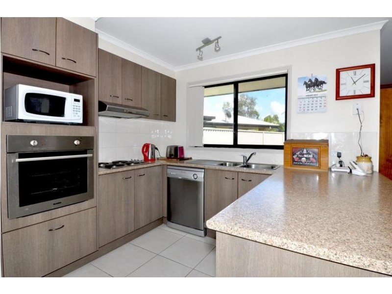 2/6 Sugar Glider Drive, Pottsville NSW 2489