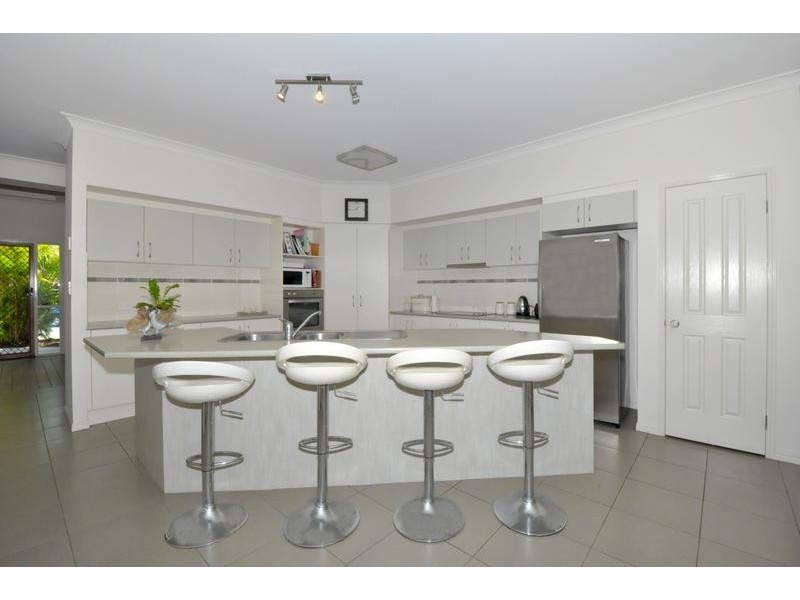 13 Mullaway Parade, Pottsville NSW 2489