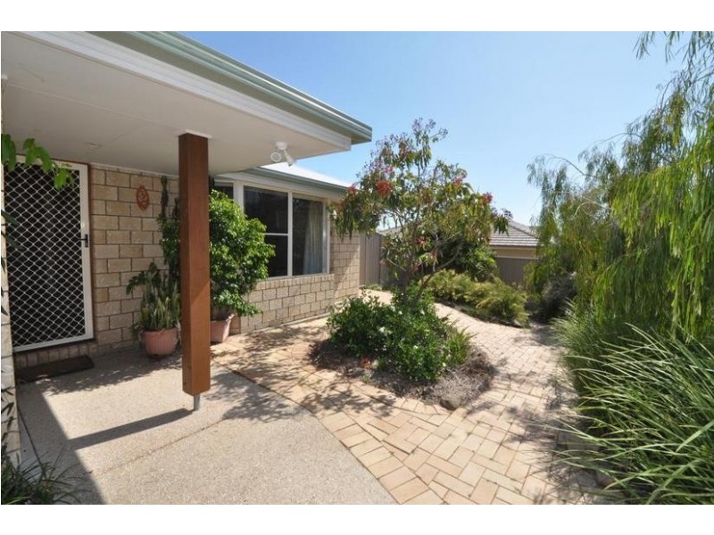26 Newcastle Drive, Pottsville NSW 2489