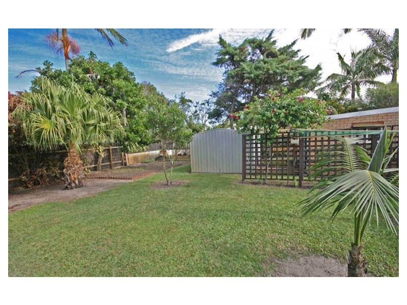 4 Victoria Avenue, Pottsville NSW 2489