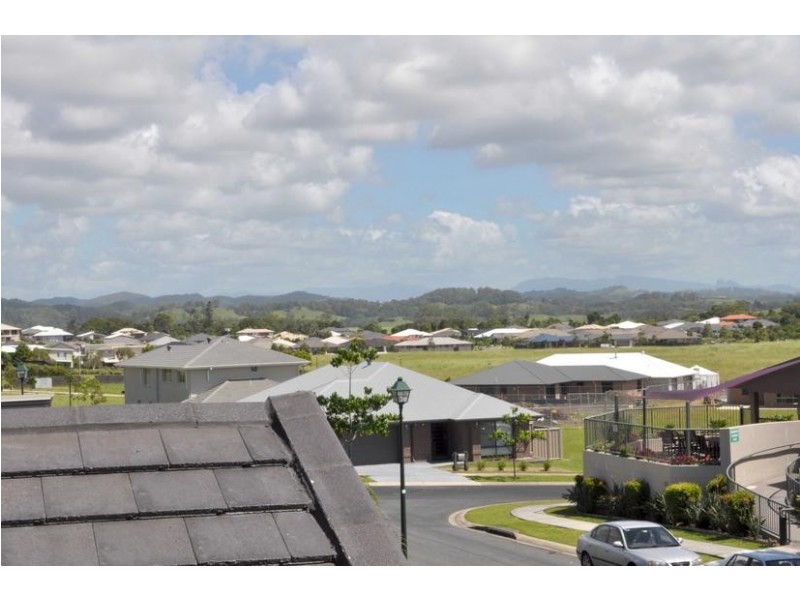 6 Mylestom Circle, Pottsville NSW 2489