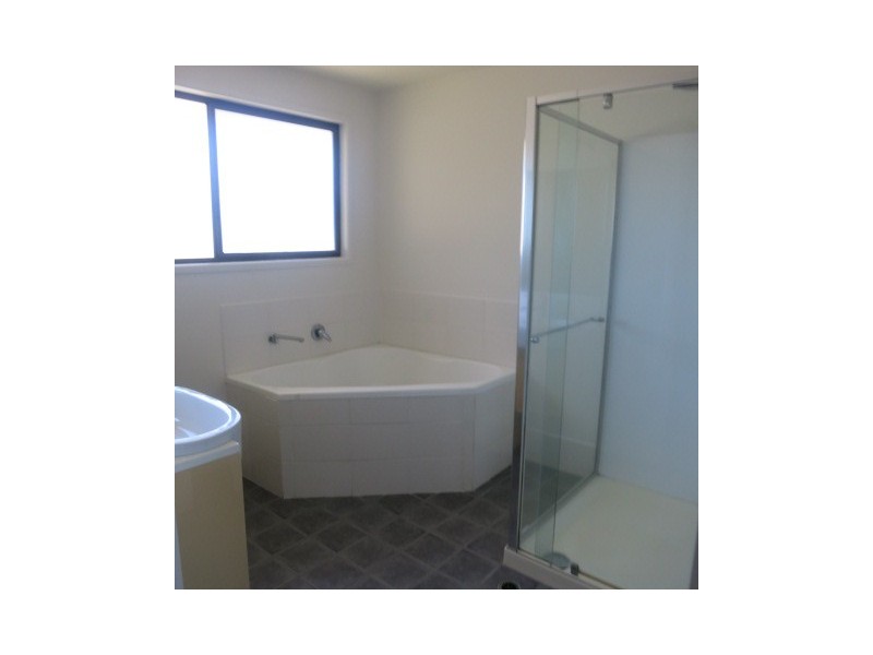 2/9 Elizabeth Street, Pottsville NSW 2489