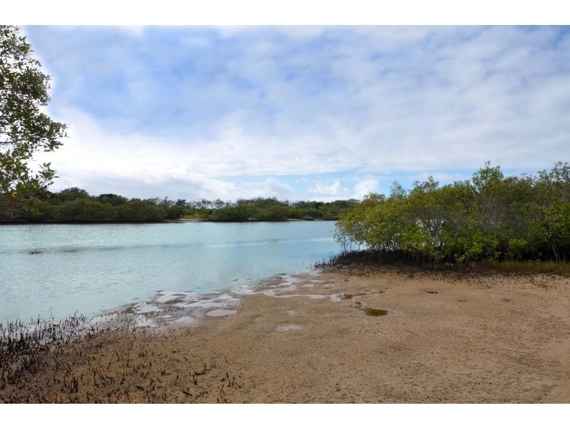 123 Overall Drive, Pottsville NSW 2489