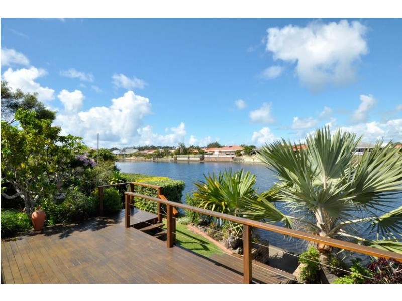 63 Andrew Avenue, Pottsville NSW 2489