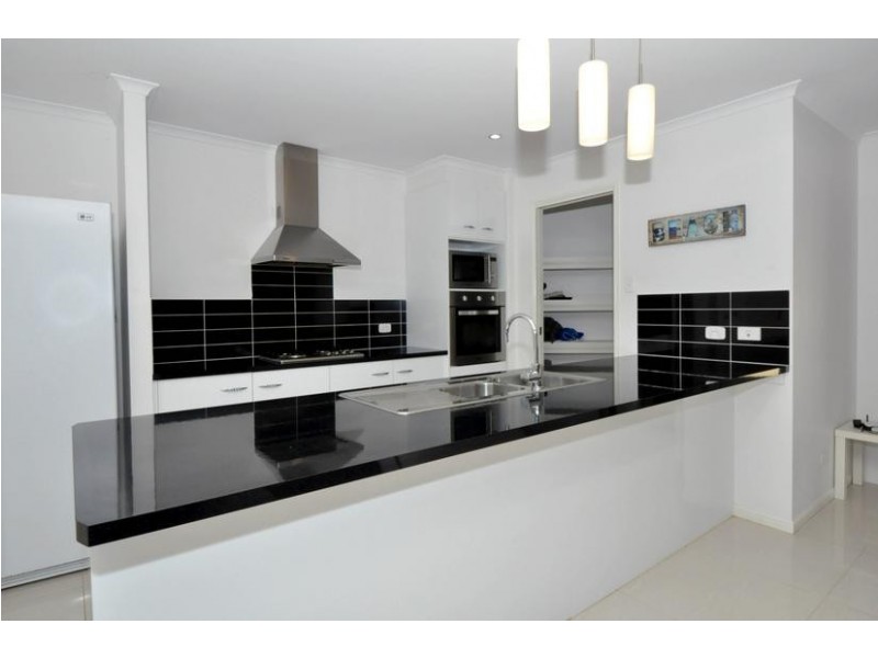 59 Newcastle Drive, Pottsville NSW 2489