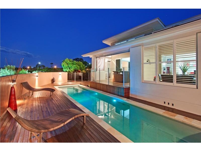 12 Newcastle Drive, Pottsville NSW 2489