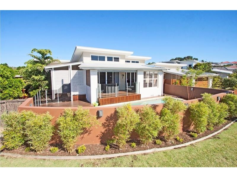 12 Newcastle Drive, Pottsville NSW 2489