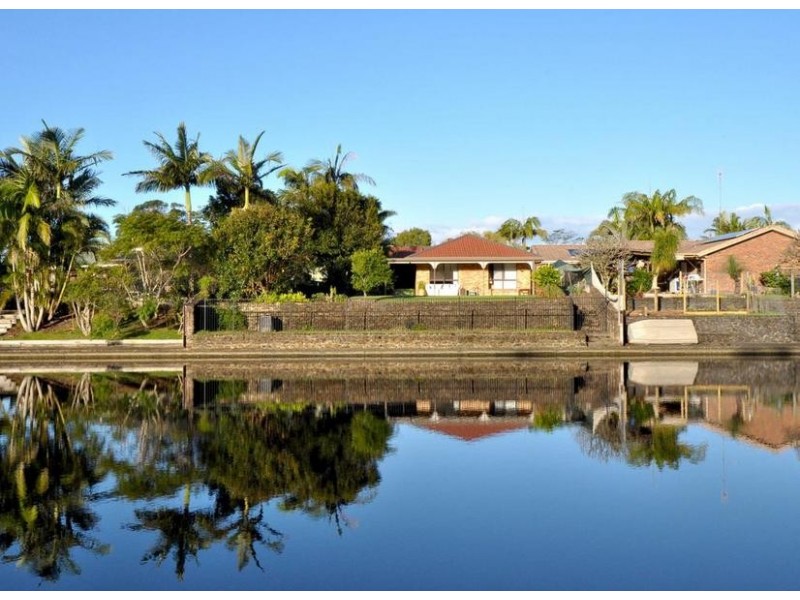 13 Andrew Avenue, Pottsville NSW 2489