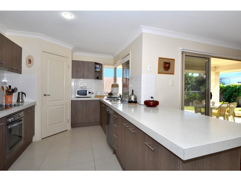 6 Urunga Drive, Pottsville NSW 2489