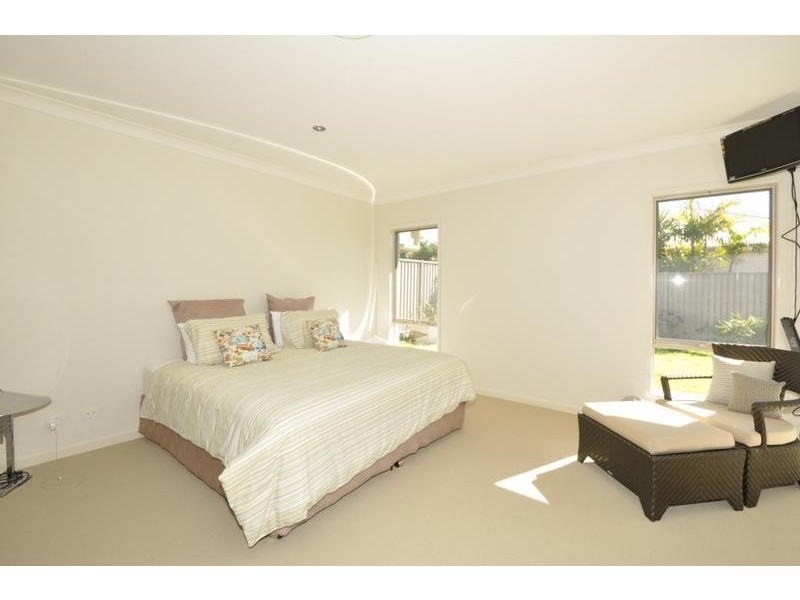 21 Mylestom Circle, Pottsville NSW 2489