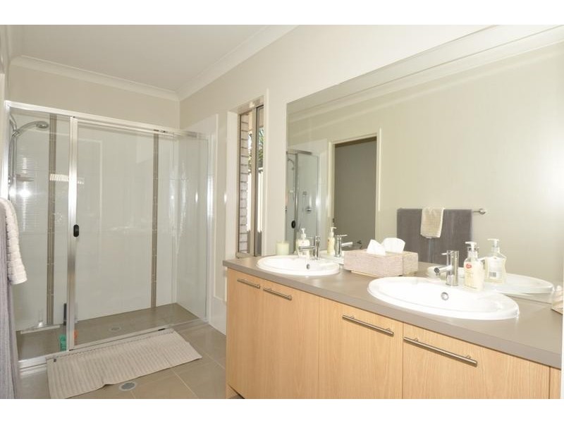 21 Mylestom Circle, Pottsville NSW 2489