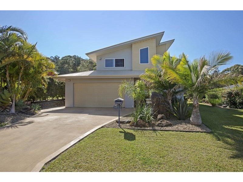 25 Muskheart Circuit, Pottsville NSW 2489