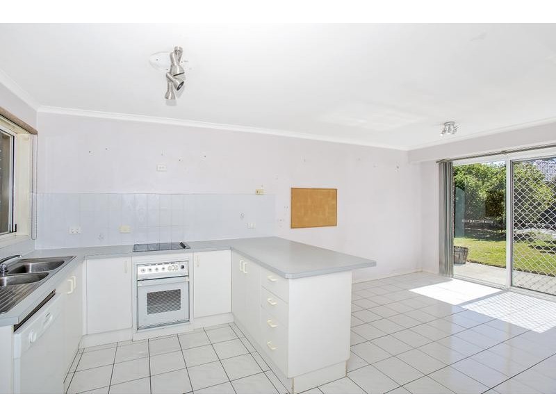 16 Sarah Court, Pottsville NSW 2489