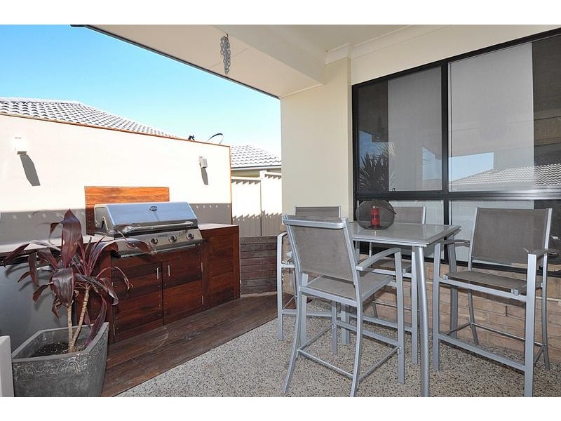 2/26 Lennox Circuit, Pottsville NSW 2489