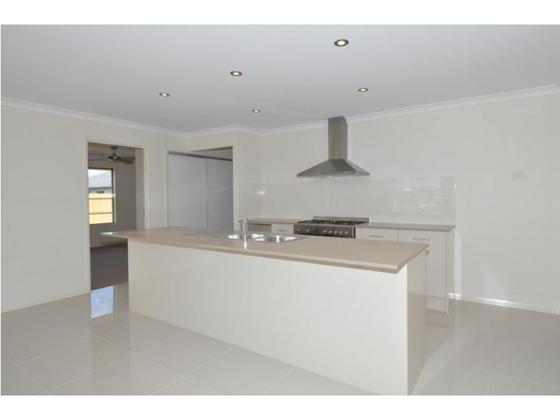 7 Hassett Drive, Pottsville NSW 2489