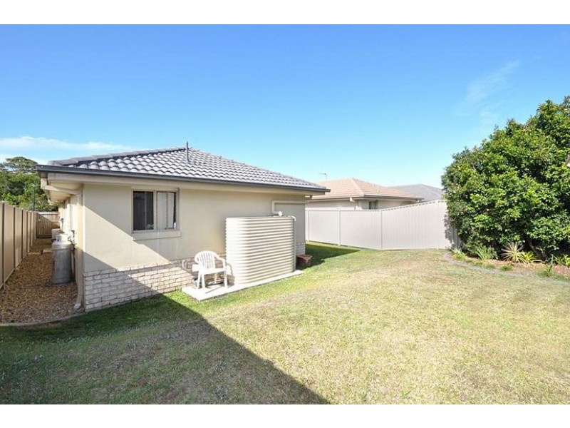 2/70 Lennox Circuit, Pottsville NSW 2489