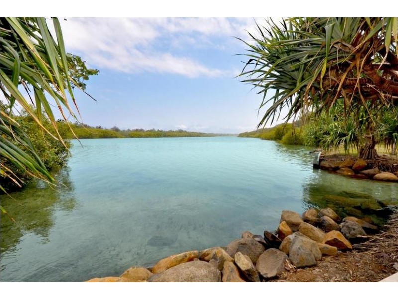 7/10 Hampton Court, Pottsville NSW 2489