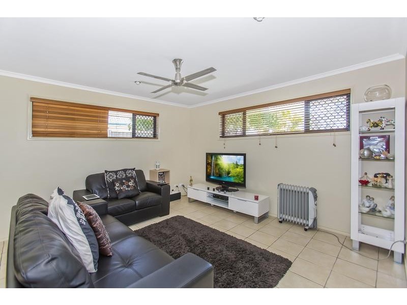 2 Yamba Street, Pottsville NSW 2489