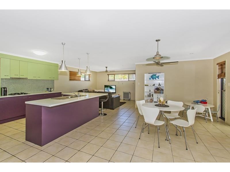 2 Yamba Street, Pottsville NSW 2489