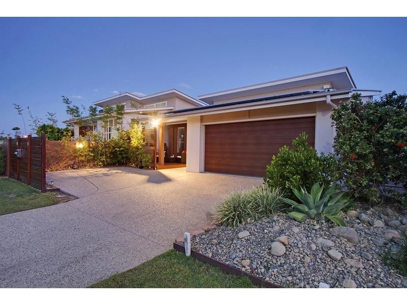 12 Newcastle Drive, Pottsville NSW 2489