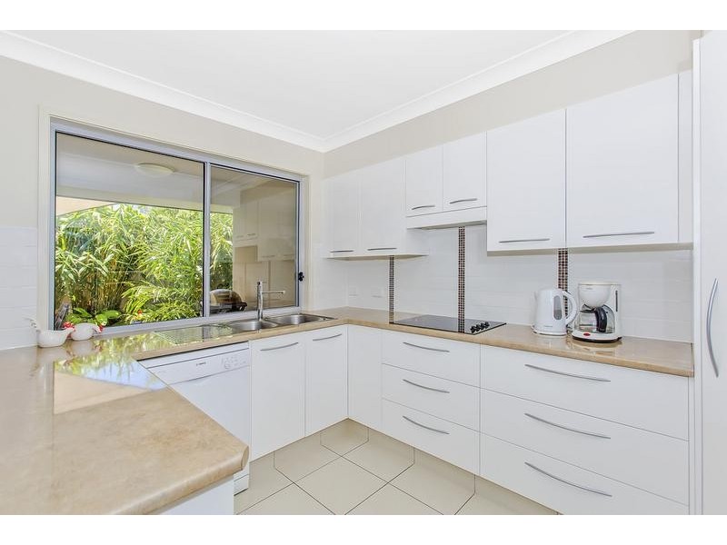 2/5 Terrigal Street, Pottsville NSW 2489