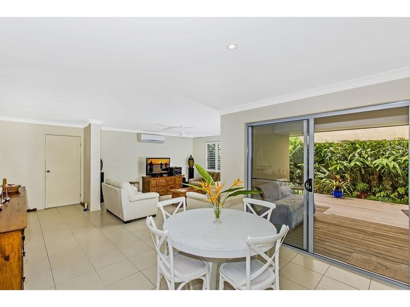 2/5 Terrigal Street, Pottsville NSW 2489