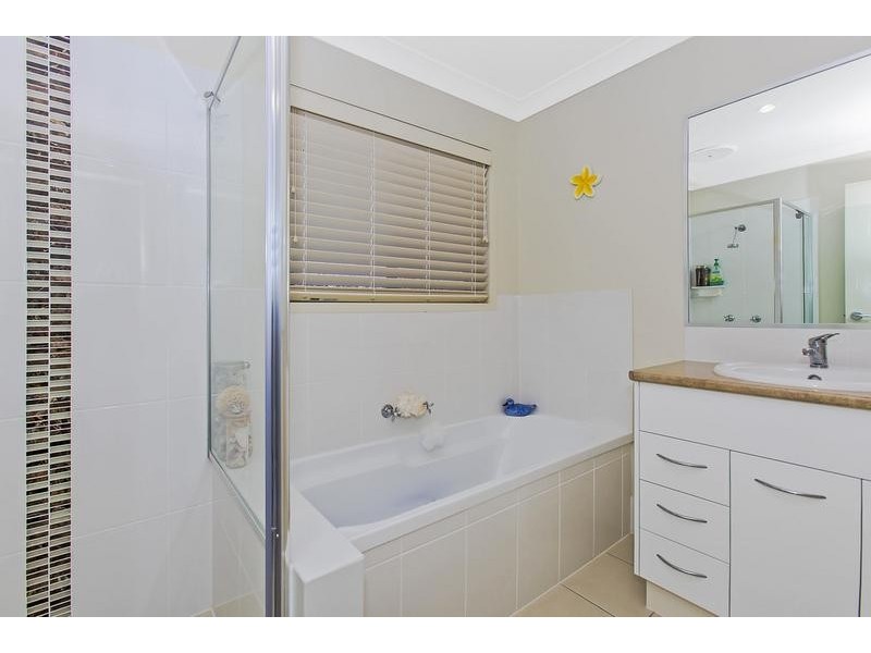 2/5 Terrigal Street, Pottsville NSW 2489