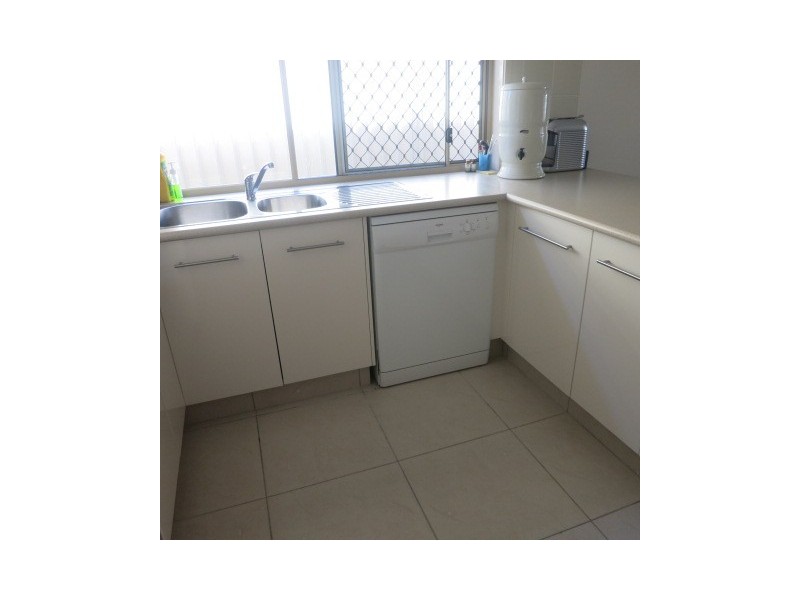 2/74 Newcastle Drive, Pottsville NSW 2489