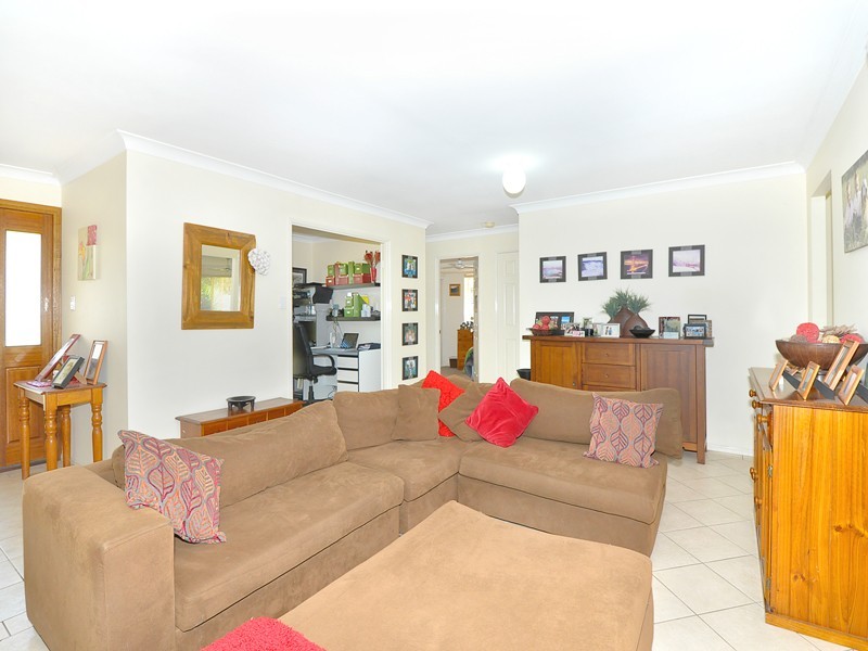 24 McKenzie Avenue, Pottsville NSW 2489