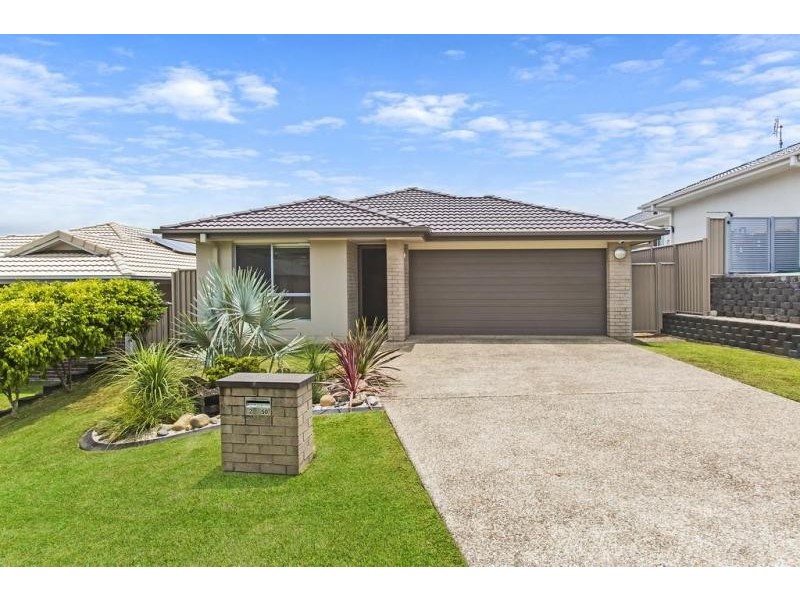 2/50 Newcastle Drive, Pottsville NSW 2489