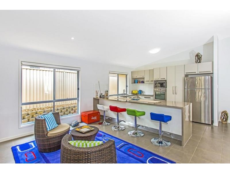 2/50 Newcastle Drive, Pottsville NSW 2489