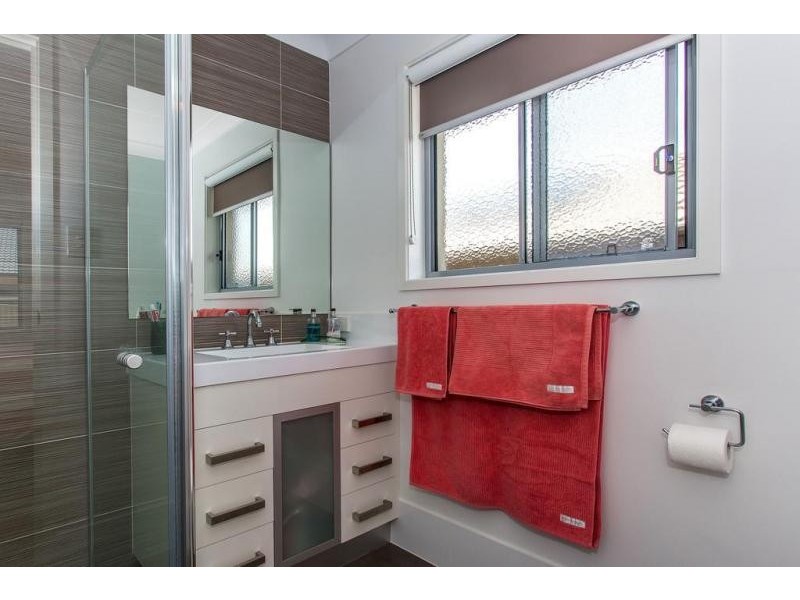 2/50 Newcastle Drive, Pottsville NSW 2489