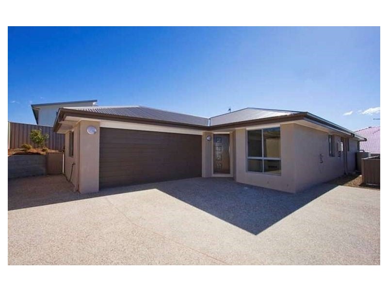 2/9 Narooma Street, Pottsville NSW 2489