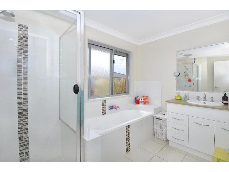 2/9 Narooma Street, Pottsville NSW 2489