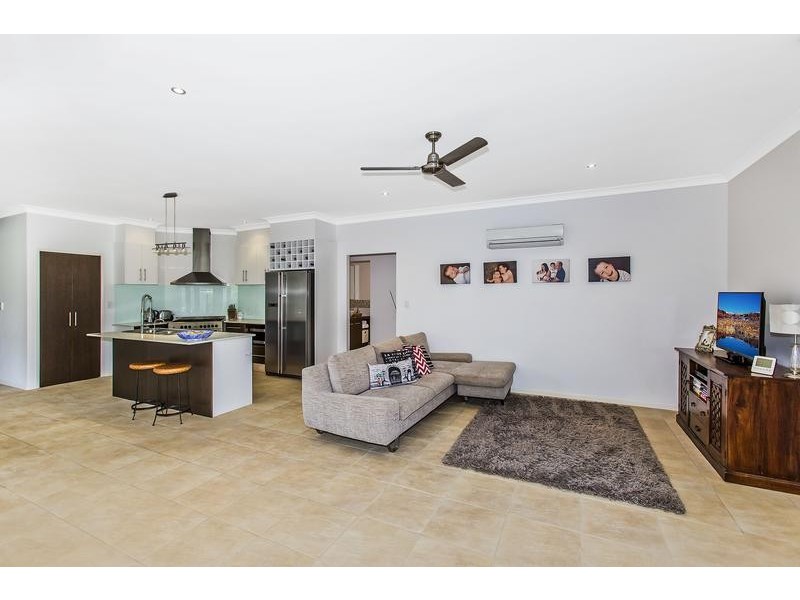 19 Suffolk Parade, Pottsville NSW 2489