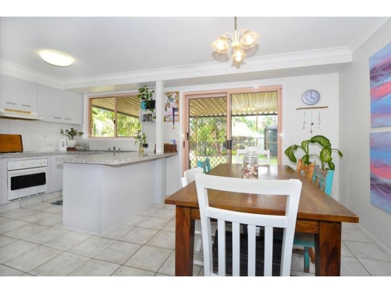 31 McKenzie Avenue, Pottsville NSW 2489