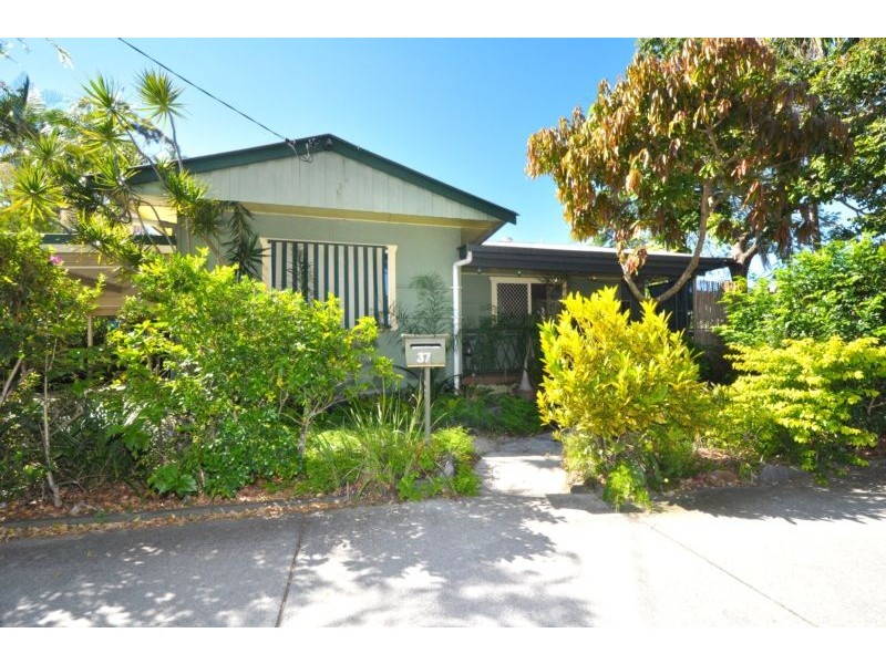 37 Coronation Avenue, Pottsville NSW 2489