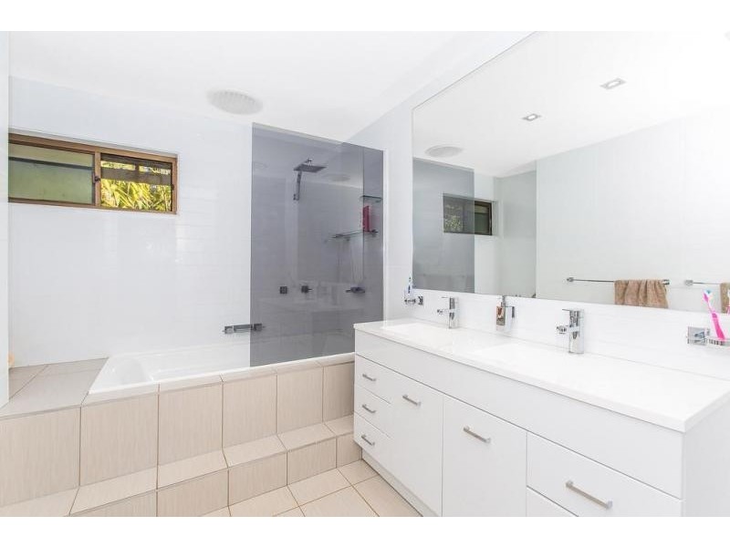 147 Pottsville Road, Mooball NSW 2483