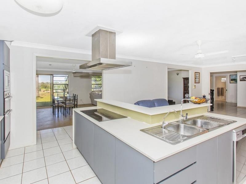 147 Pottsville Road, Mooball NSW 2483