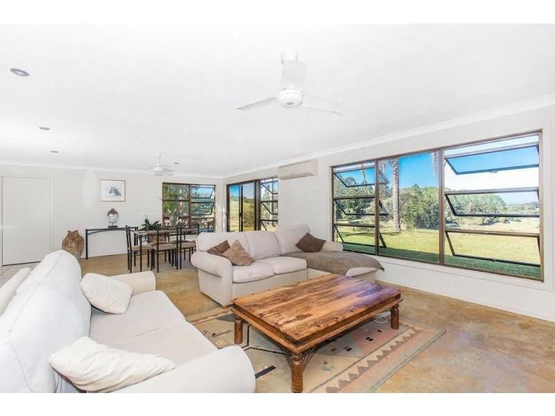 147 Pottsville Road, Mooball NSW 2483