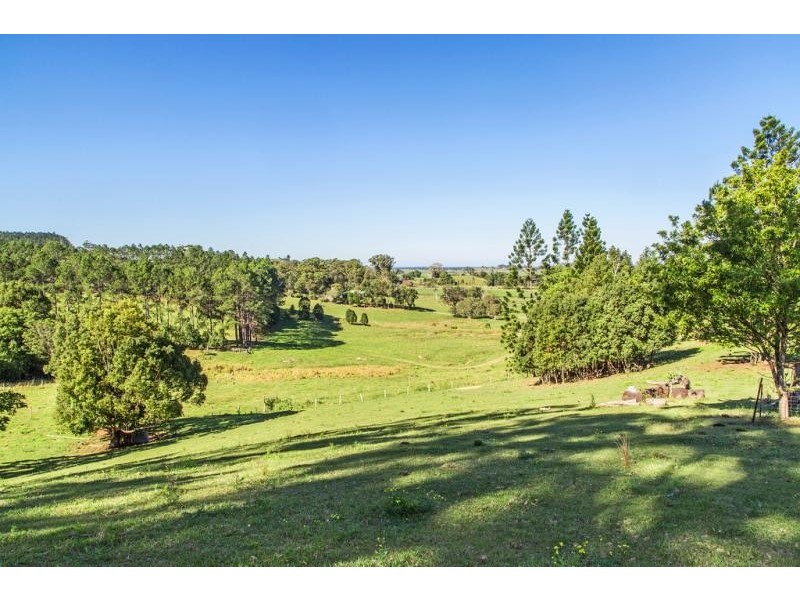 147 Pottsville Road, Mooball NSW 2483